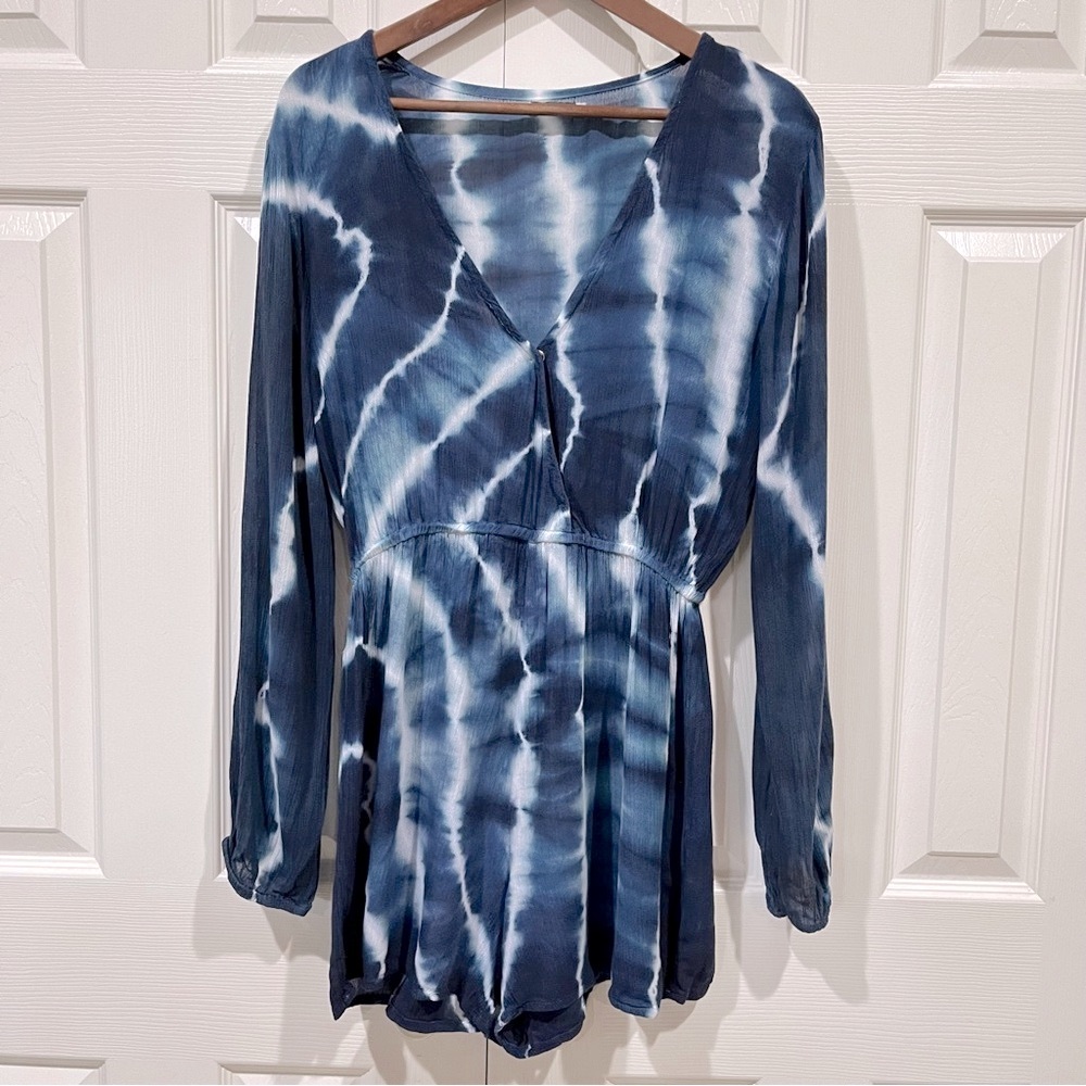 Earthbound Trading Co Blue Romper Tie Dye Long Sleeve Size M